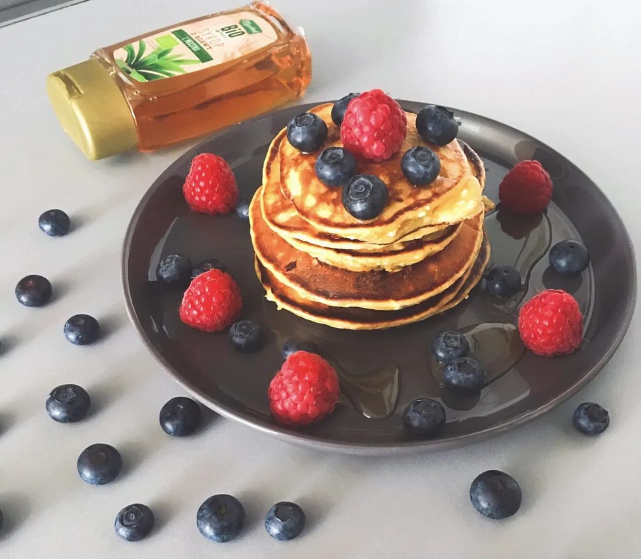 Jak zrobić proteinowe pancakes, które zachwycą smakiem i zdrowiem